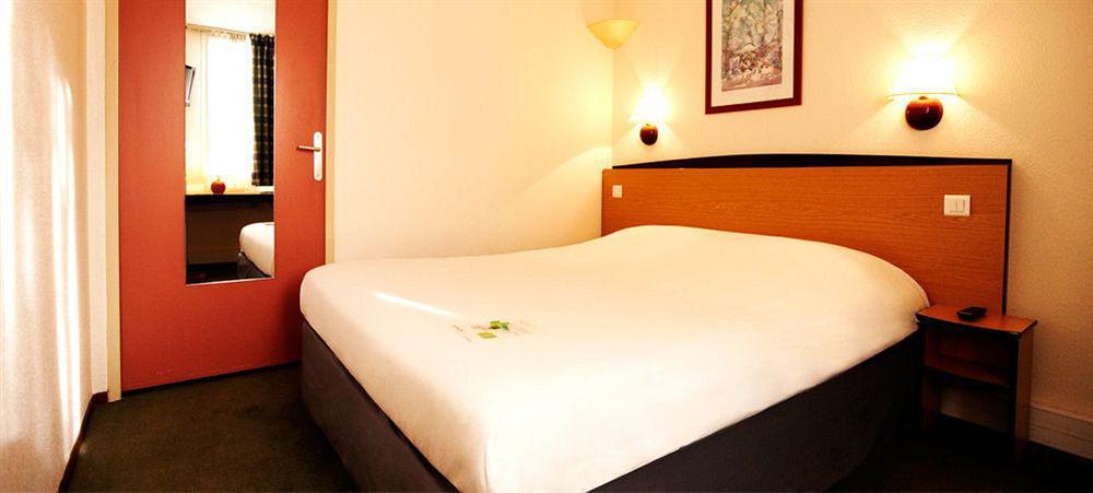 Campanile Amiens - Hotel 3*
